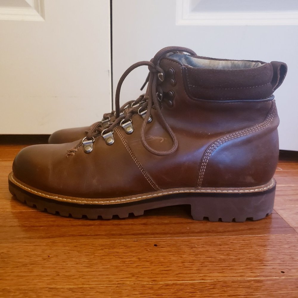Banana Republic Drayk Hiking Boot (Size 8.5)
